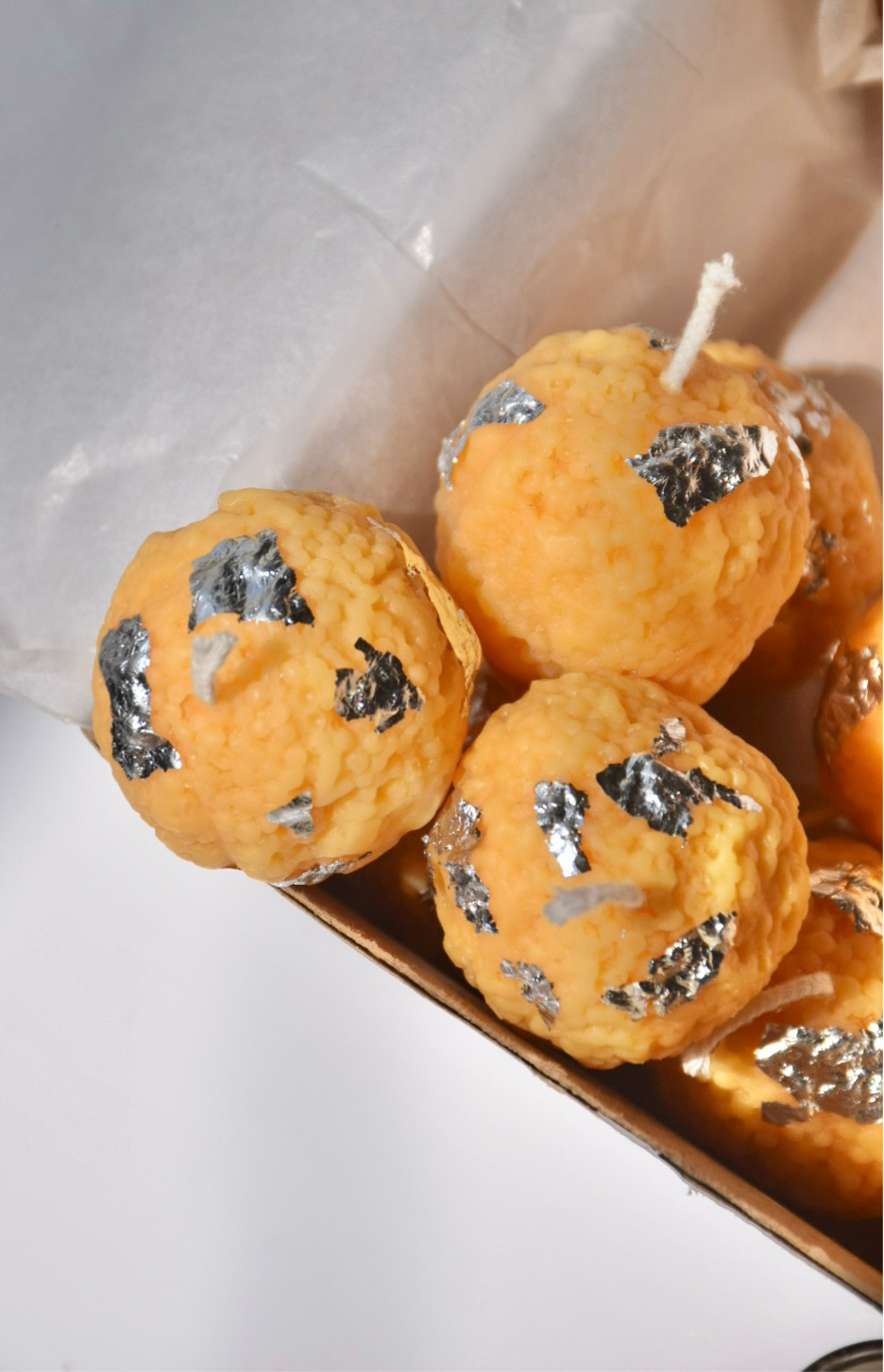 Ladoo candle - 1 piece