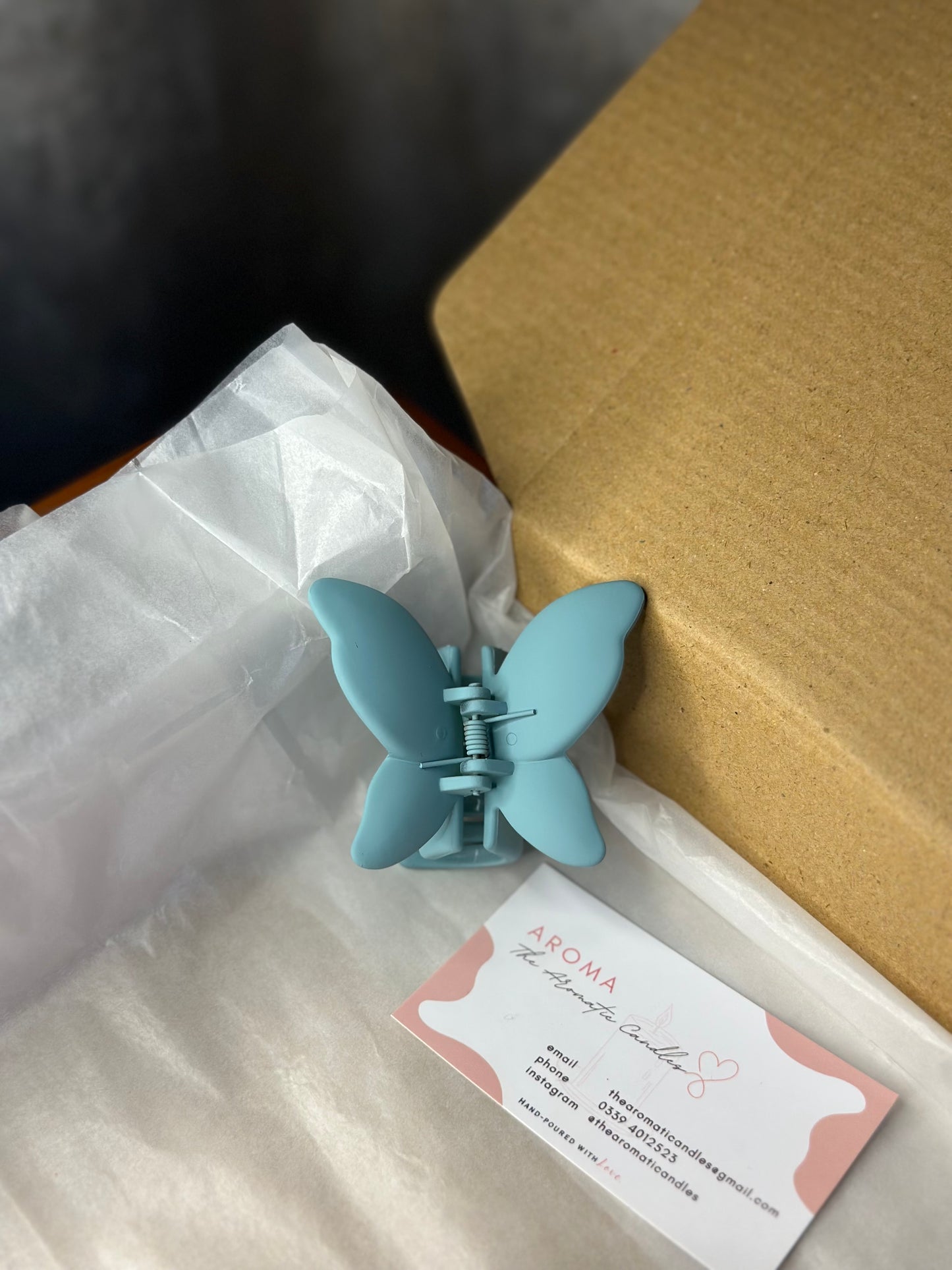 Medium size butterfly claw clip