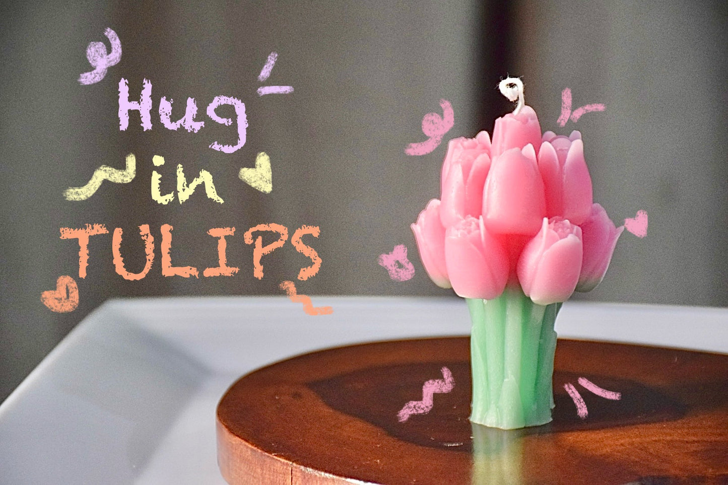 Tulip scented candle