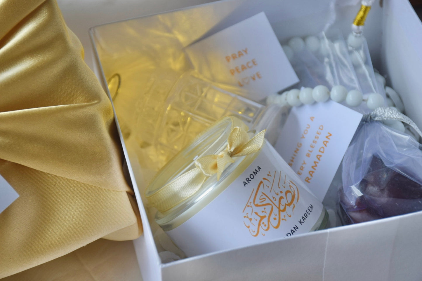 Ramadan box (includes free Mini Peony Candle)